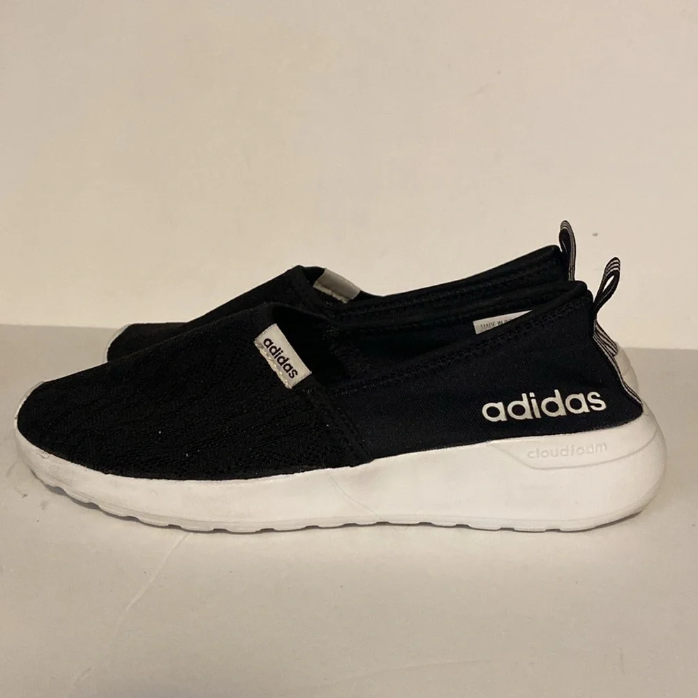 Adidas Women’s Light Racer Black Low Top Slip on Sneakers